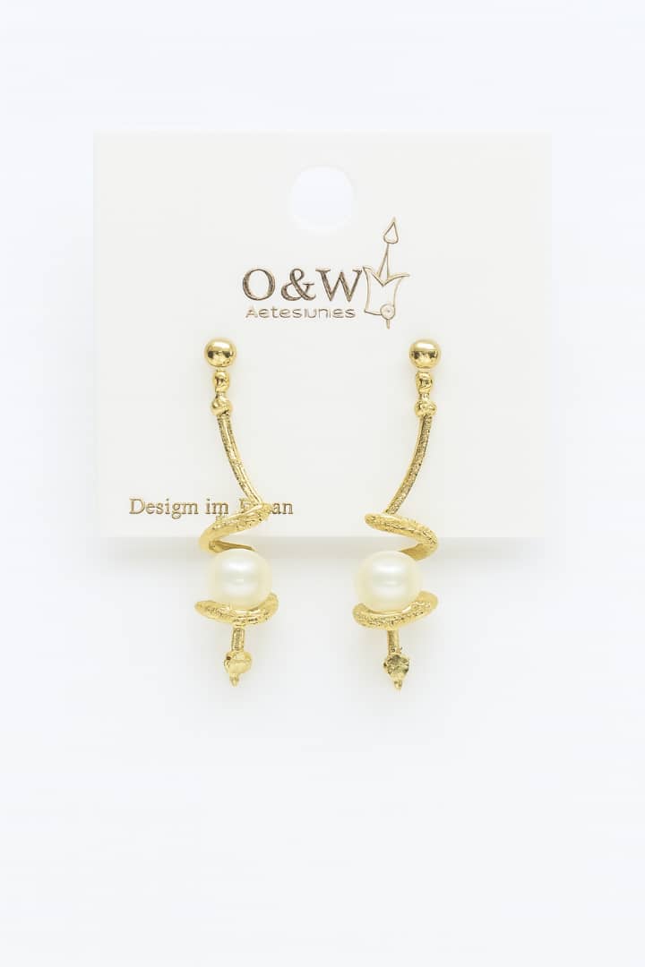 گوشواره طرح مار و مروارید 12