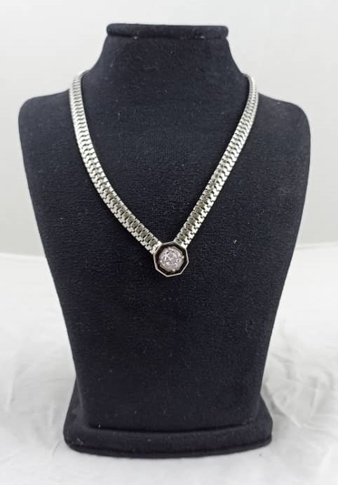 گردنبند مدل حصیری نگین اتمی 257 - مدل 1 گردنبند مدل حصیری نگین اتمی 257 - مدل 1