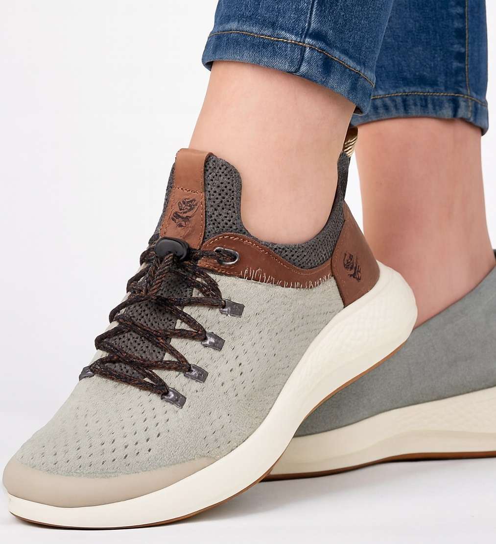 کفش اسپرت مردانه کد 42 - قهوه ای - تصویر 1 کفش اسپرت مردانه کد 42 - قهوه ای - تصویر 1